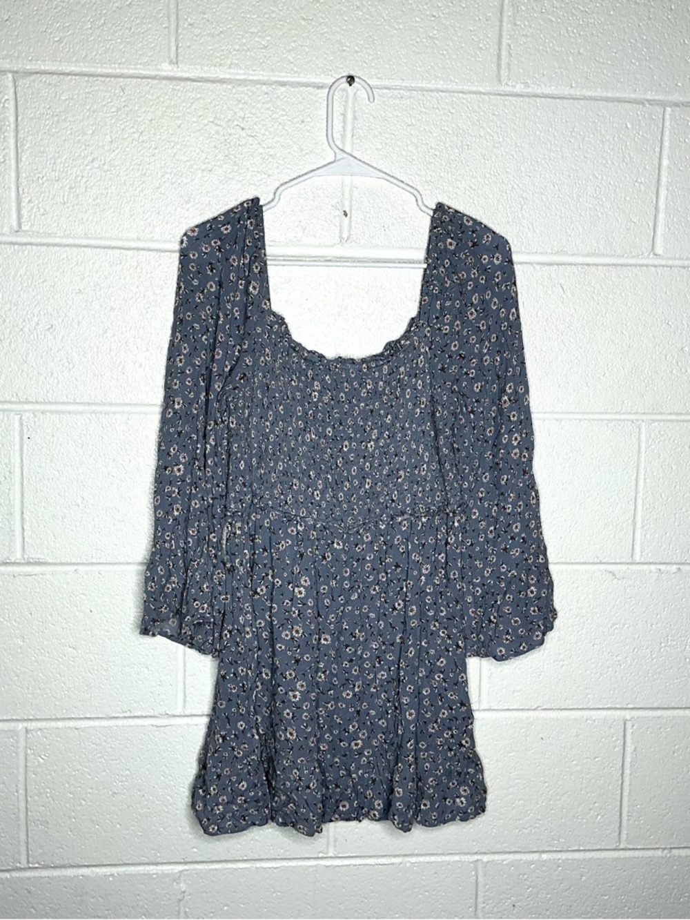 < Promesa Blue Floral Ditsy Smocked Mini Dress > - Picture 5 of 5